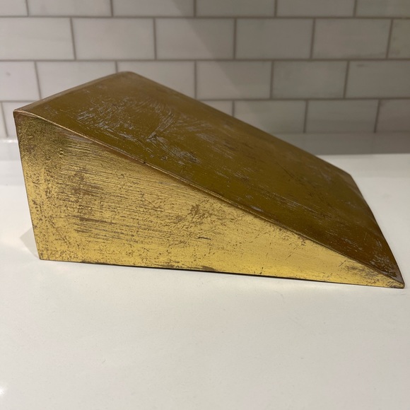 Bombay Company Gold Leaf shelf - Picture 2 of 4